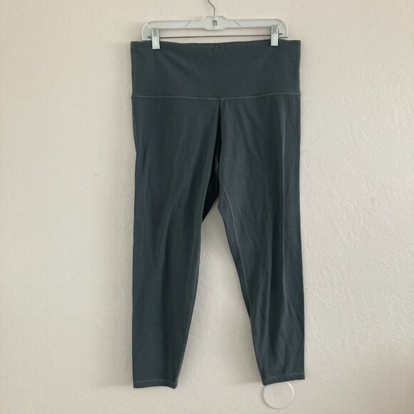 Athleta Ultra High Rise Elation Tight Sage Green Cropped Capri Basic Errands 1X - Picture 1 of 9